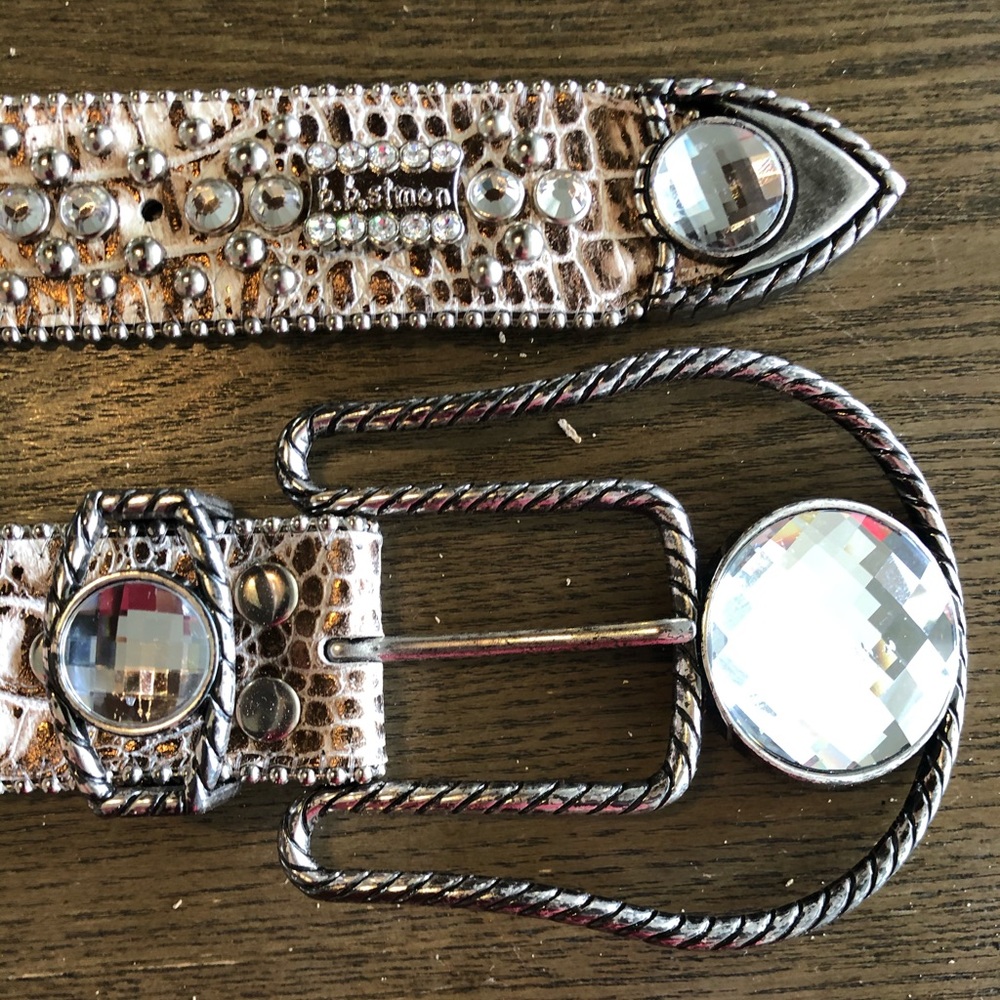 Women’s belt